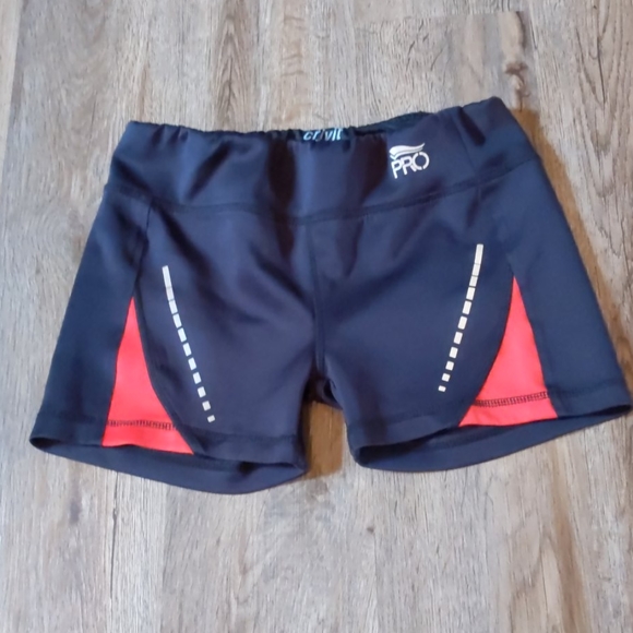 Running shorts - Picture 1 of 3